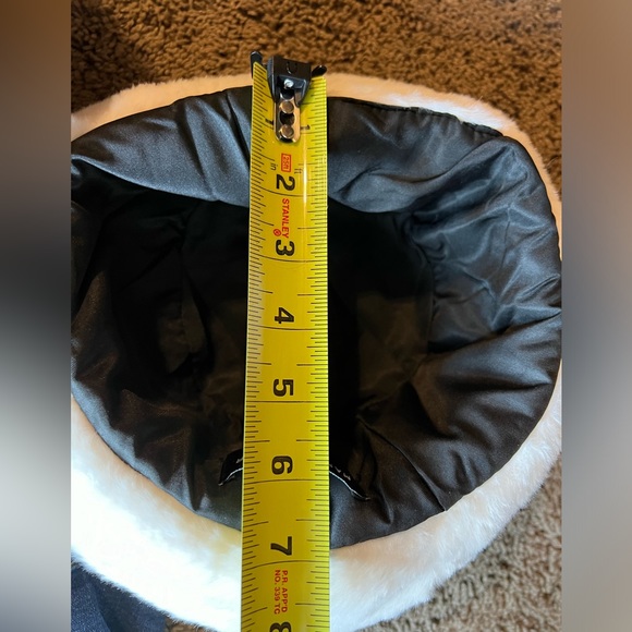 Marcus Adler White faux fur Bucket Hat A 56 - Picture 7 of 8